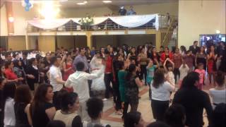 Grup Güzeller Aksaraylilarin Dügünü Halay Memo Can ;) 13/04/2013 /Parïs