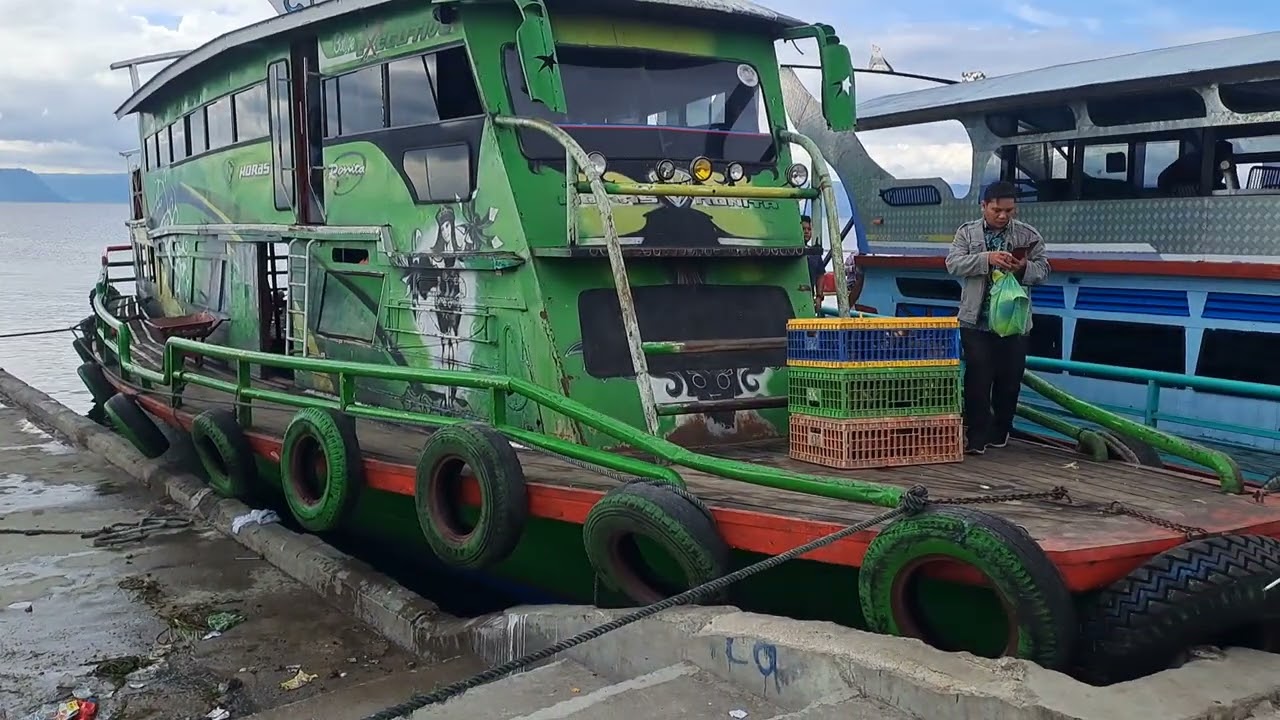 PELABUHAN ONAN RUNGGU DI DANAU TOBA| TAK SERAMAI DULU LAGI