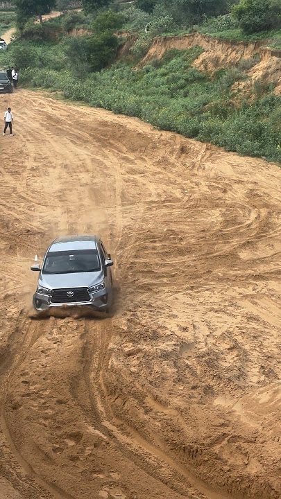 Innova Crysta