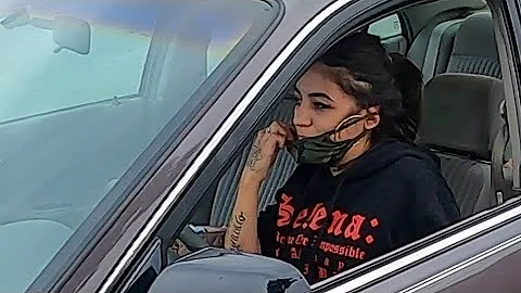 Leaving Lady | Cart Narcs