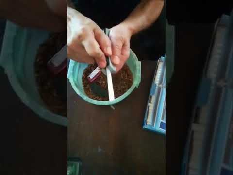 ماكنة لف السجائر اليدوية