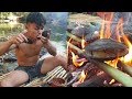 Survival Skills Brave Man Catch and Cook Clam / Eating Delicious