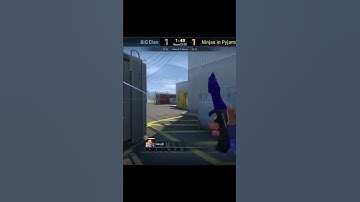 CS:GO Tip - Throw A Smoke At T Red on Nuke