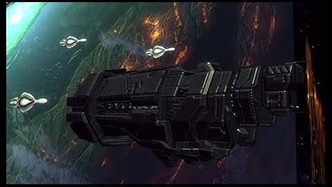 Halo 2 - Up Close To The Pillar Of Autumn