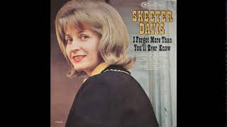 Watch Skeeter Davis He Left His Heart With Me video