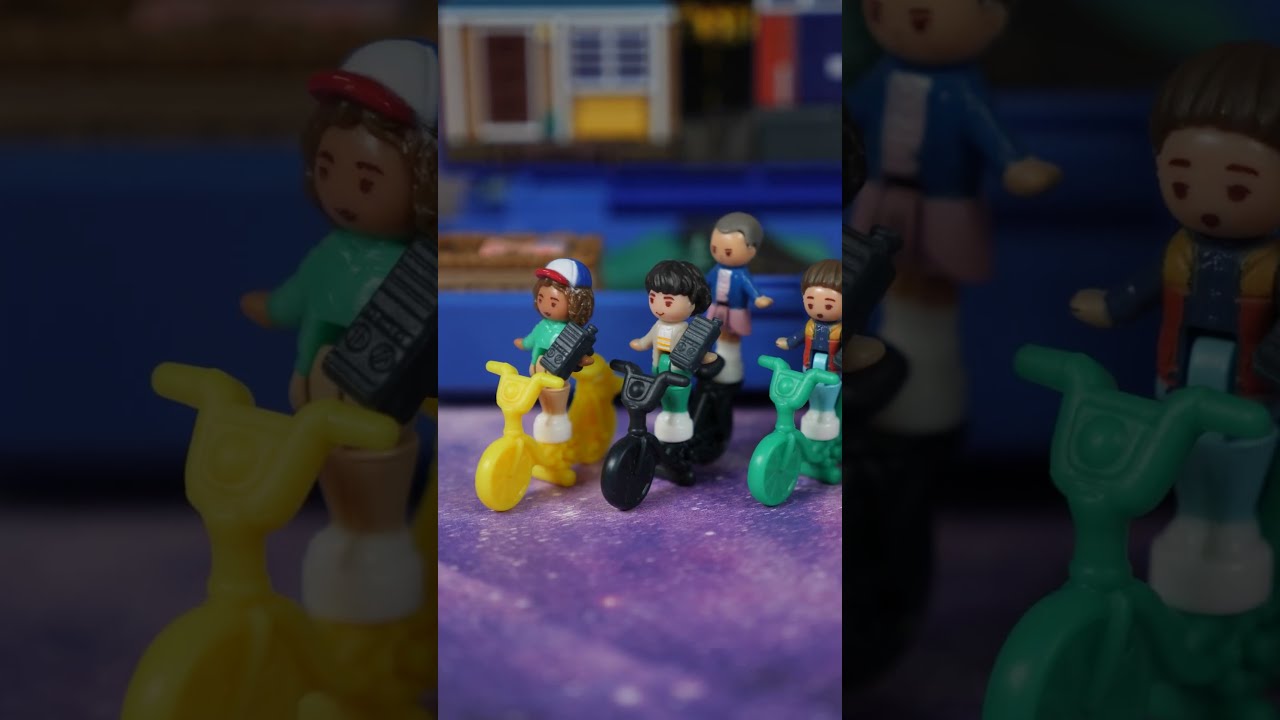 Polly Pocket Collector: Stranger Things Hawkins AV Club