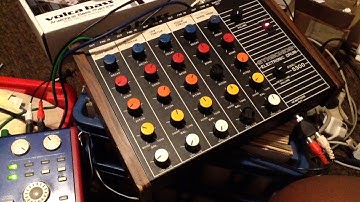 Akai MPC1000 & SYNSONIC 5300