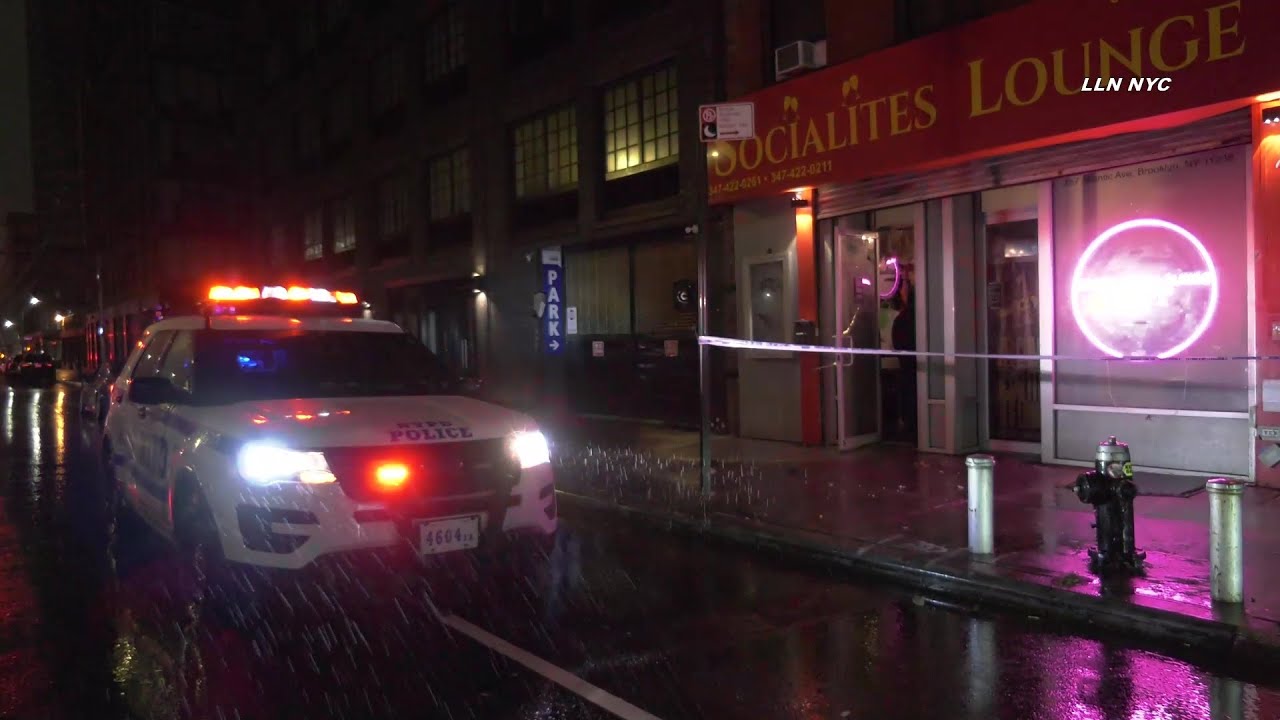 31 Year Old Man Fatally Shot at Brooklyn's Socialite's Lounge - YouTube