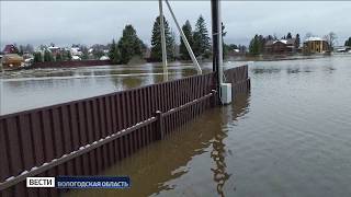Видео Паводок в Вологде: на улице Добролюбова высота воды достигла полутора метров от ВЕСТИ35.РФ, Дачная улица, Череповец, Россия