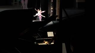 Where live music and movement meet on stage 🎹♾️🩰
Spring Experience opens tonight. Through May 17, experience Jerome Robbins’ Dances at a Gathering, set to live piano works by Chopin, the emboldened speed of William Forsythe’s Herman Schmerman, and return of Lia Cirio’s After featuring live musicians accompanying the stage.
Spring Experience | Citizens Opera House | https://bit.ly/3DYwJmw
Video by Rachel Ketterer Where live music and movement meet on stage 🎹♾️🩰