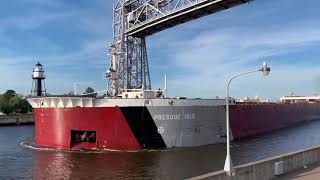 1,000foot Presque Isle scrapes base of Duluth Ship Canal pier