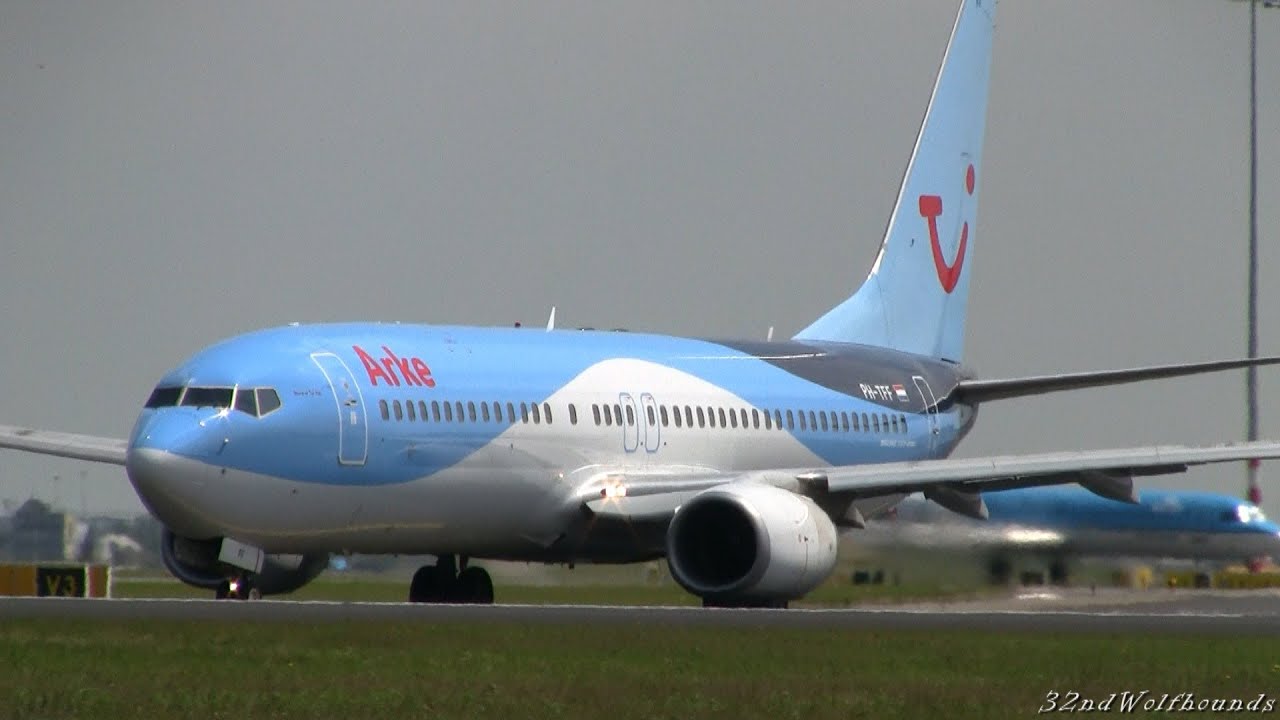 Arkefly Boeing 767 300 And 737 800 Take Off At Eham Ams