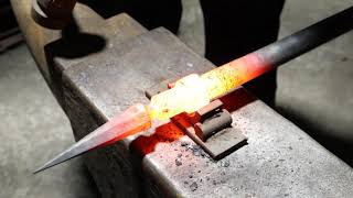 Fire Crane, Fire Hook, Part 5 - Forging the spine of he kettle hook.