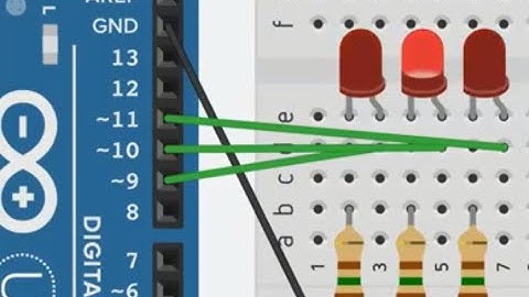 B11 Arduino - Salida Analógica PWM con tres led - Efecto Exponencial