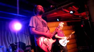 Built to Spill playing &quot;Made Up Dreams&quot; [Perfect from Now On]