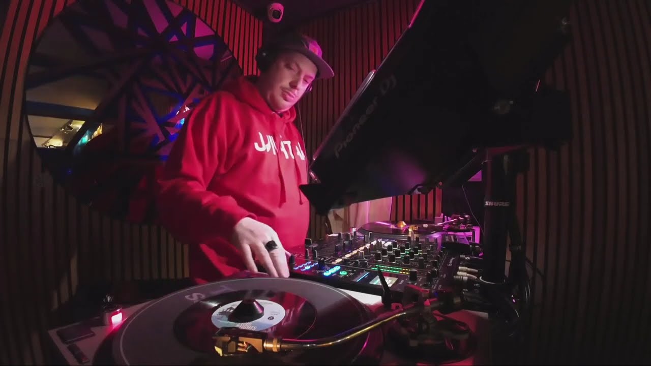 Car-Chunes Sound 009