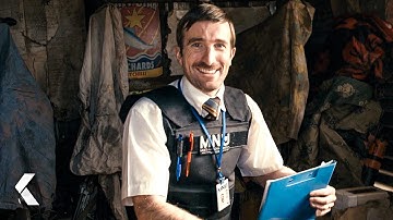 The Power of Alien Weaponry - DISTRICT 9 Clip | Sharlto Copley