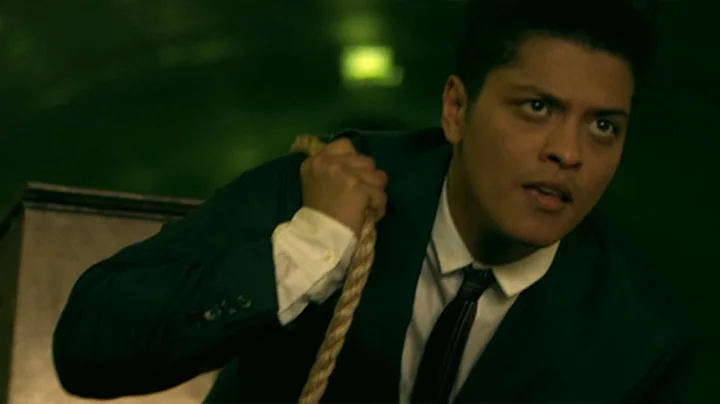 Bruno Mars - Grenade (Official Music Video)
