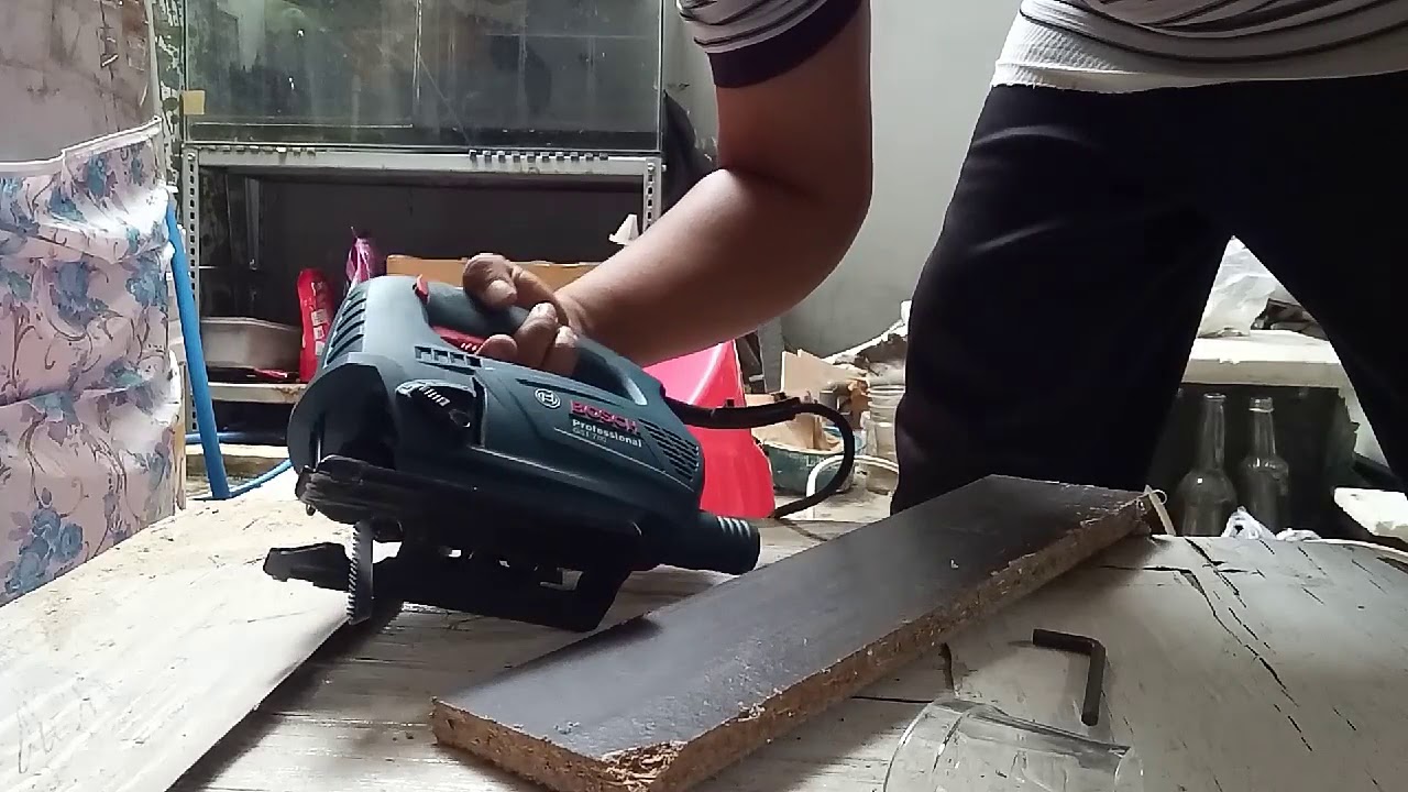 Unboxing Jigsaw BOSCH GST 700 & Test Potong kayu YouTube