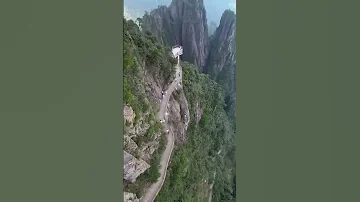كلآ إذا دكت الأرض دكا صوت رعد الكردي 