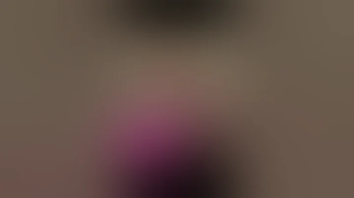 Stan twitter -  woman answering the phone then hanging up