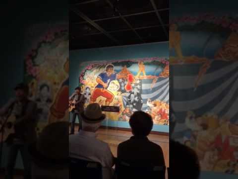 『ニムのための行進曲」の作曲者による歌唱