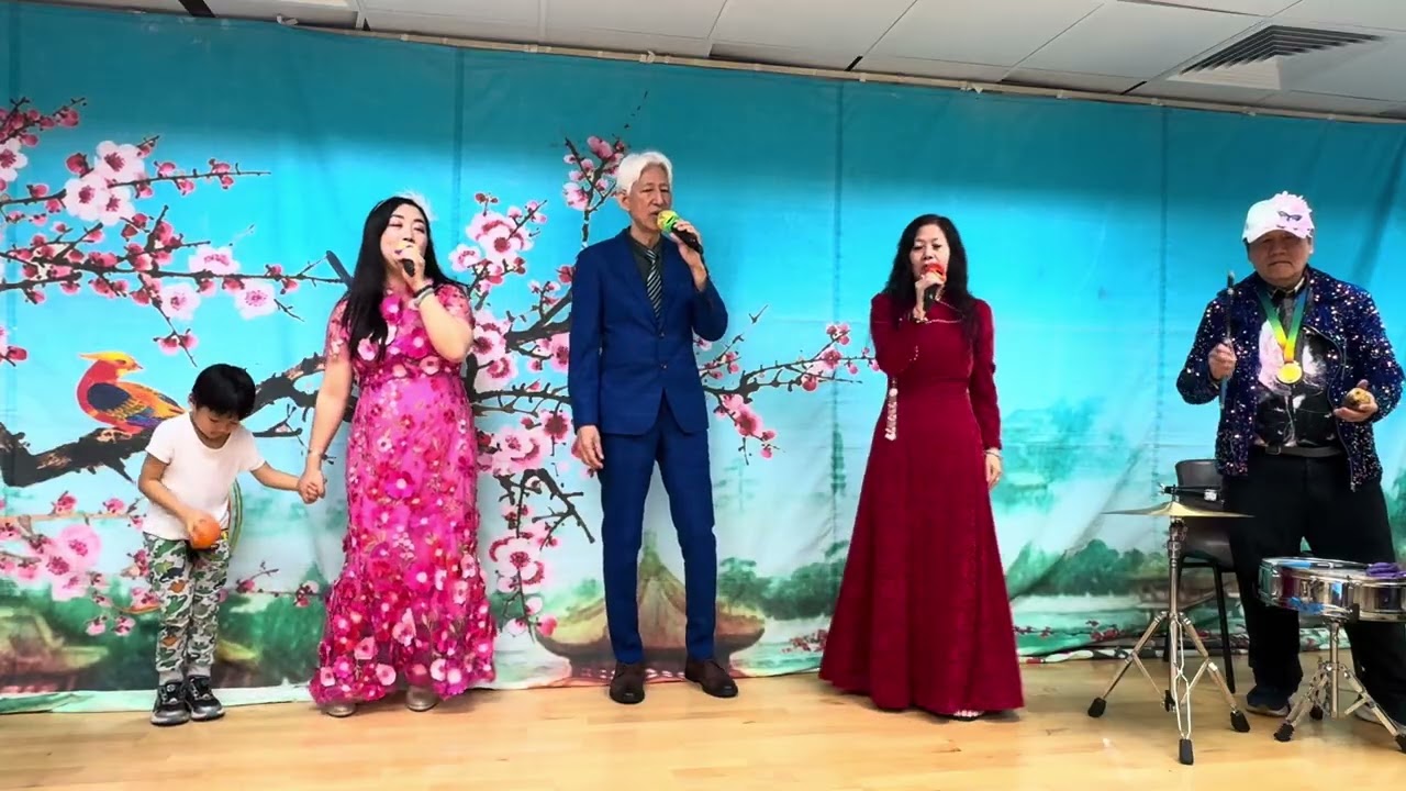 新年串燒歌（朗B搞笑版客串）