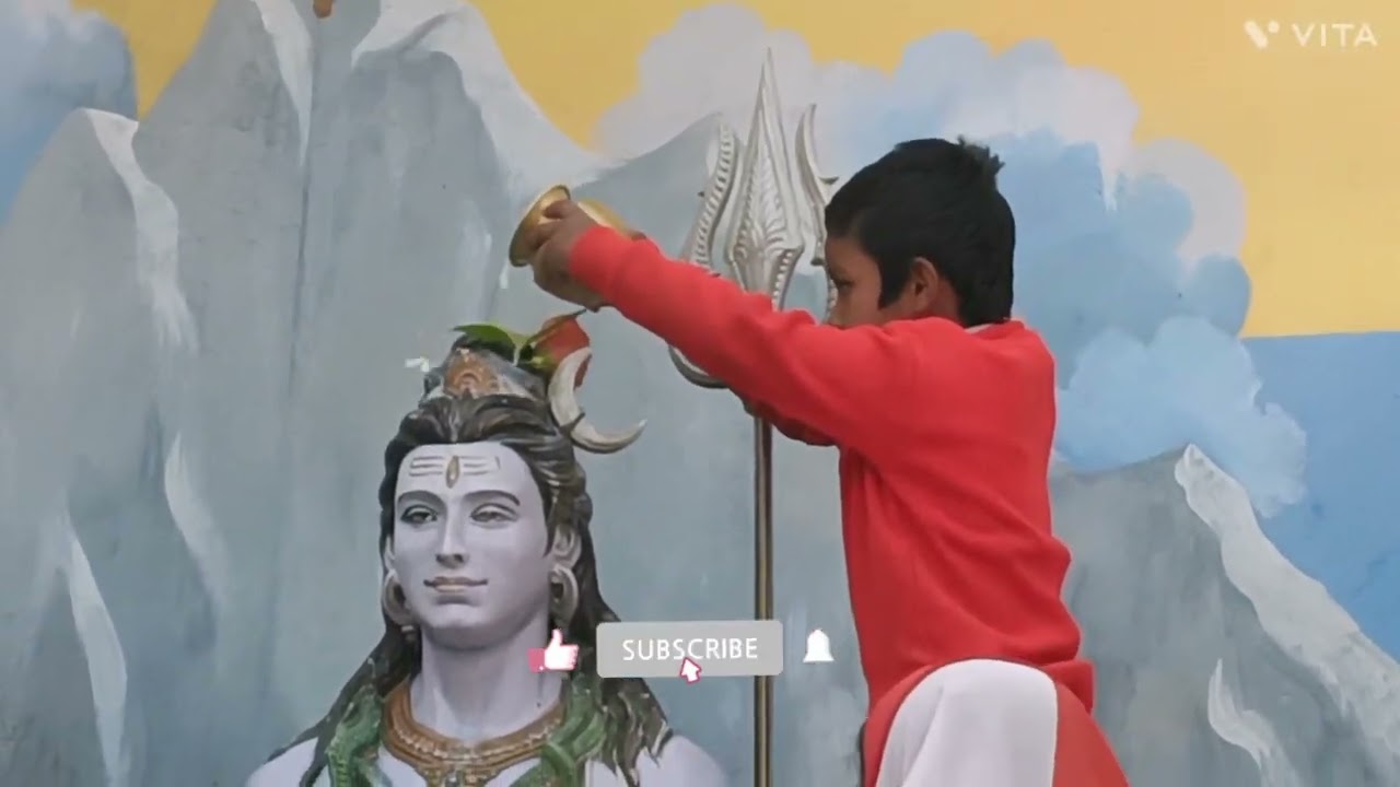 ଶିଶୁମାନେ ମହାଦେବଙ୍କ ଆଶିଷ ନେଲେ @realssvmghasipura🙏🙏🙏