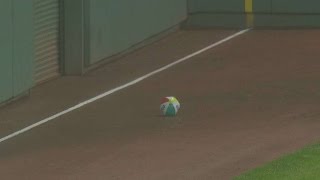 TOR@BOS: Beach ball appears on a cold day at Fenway screenshot 4