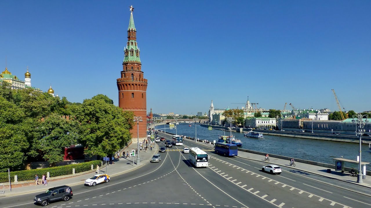 Красота москвы видео. Прогулки по Москве. Гуляем по Москве. Путешествие по Москве. Путешествие в Москву.