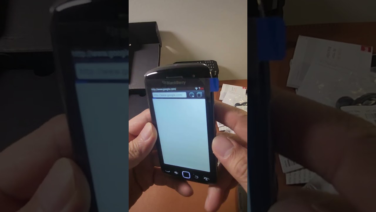 Unboxing Blackberry Torch 9860 ..Retro phone