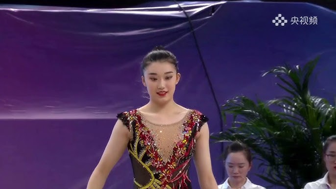 Miss Big Breasts fotosurati Jinsiy kurort qozontip nudistlar