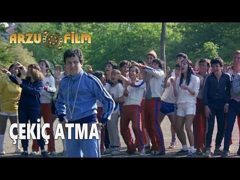 Hababam Sınıfı Güle Güle - Çekiç Atma