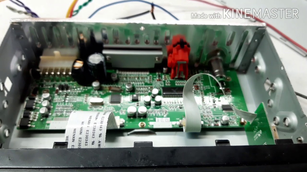 Boss car stereo inside look