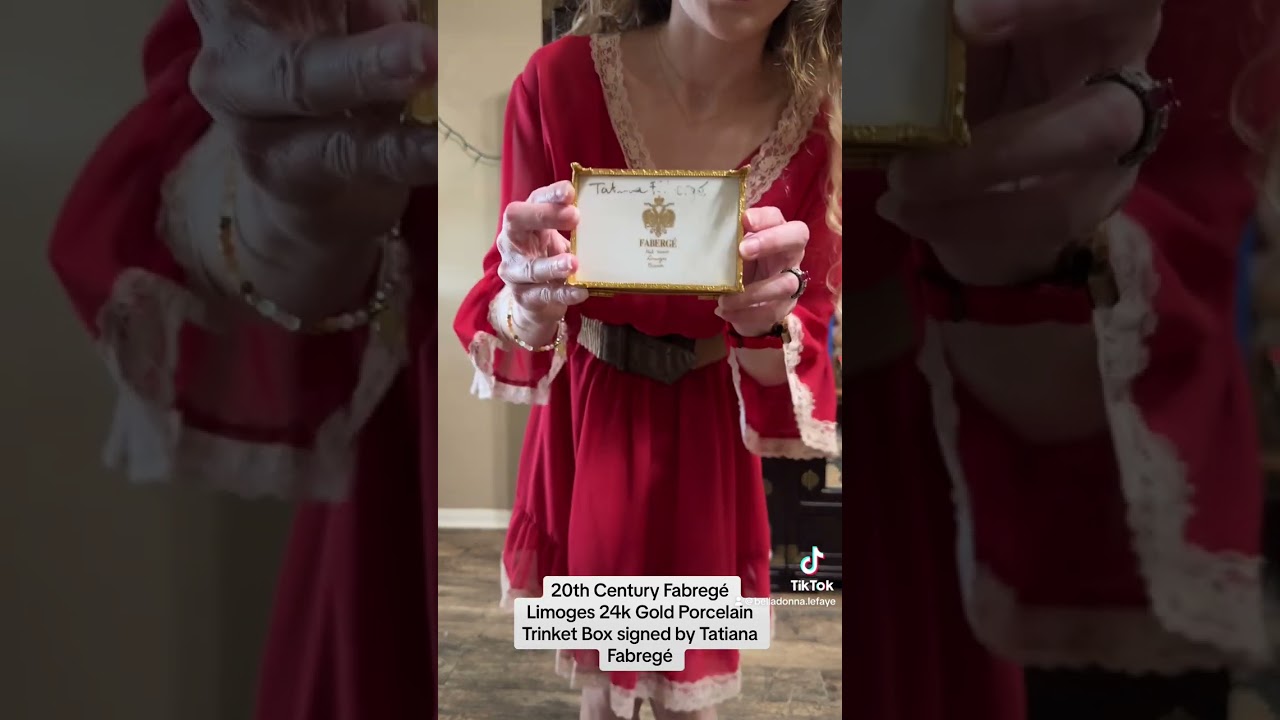 20th Century Fabregé 24K Gold Trinket Box with Limoges Porcelain Inserts - Signed by Tatiana Fabregé