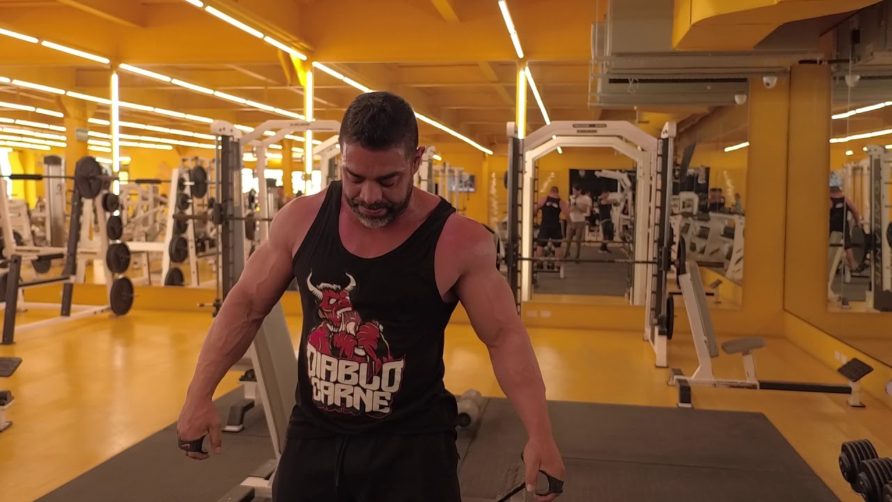 RUTINA DE PECHO Y BÍCEPS: CALIDAD MUSCULAR