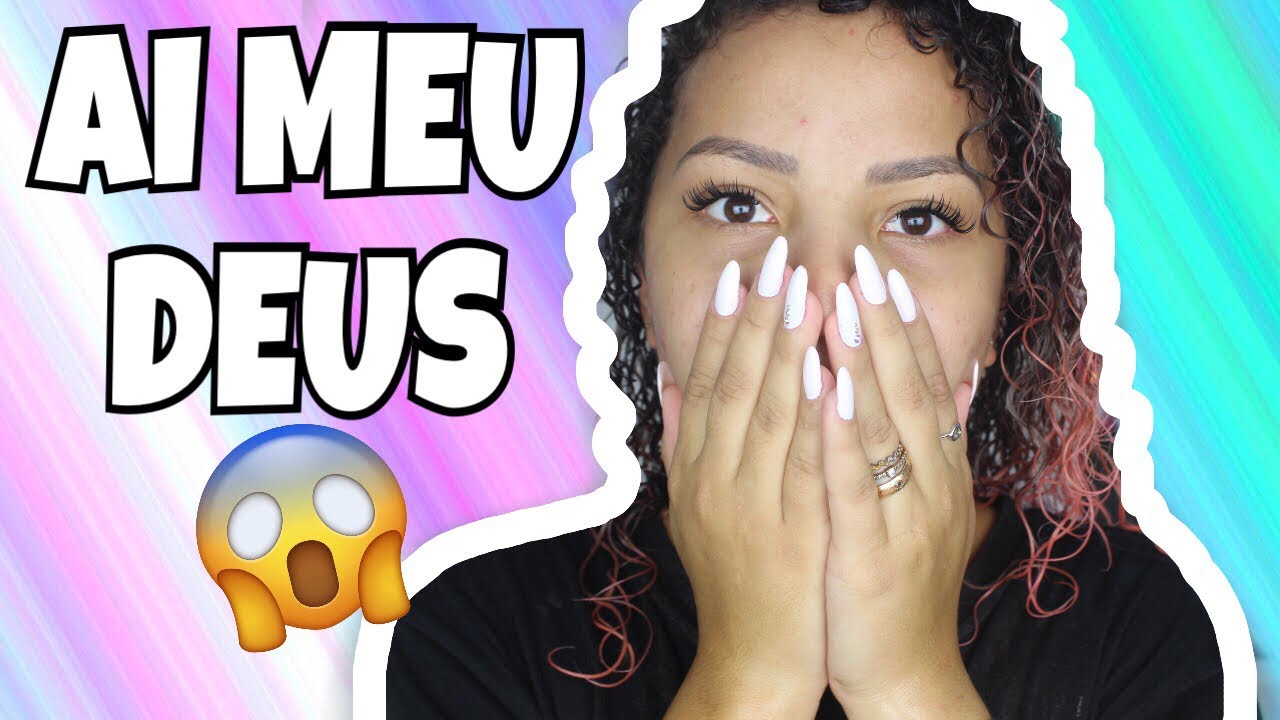 CABELO ROSA COM CREME E MAQUIAGEM