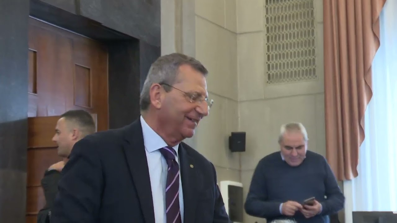 Pescara, alta tensione nell'ultimo consiglio comunale: scontro sul Codice etico - 04/03/2026