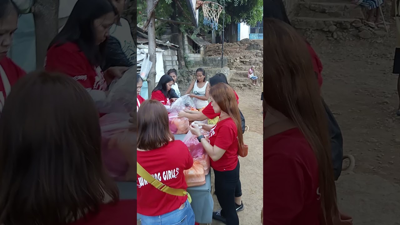 rowenas vlog walking girl.pachrismas para sa mga bata sa cutad.mariveles bataan(2)