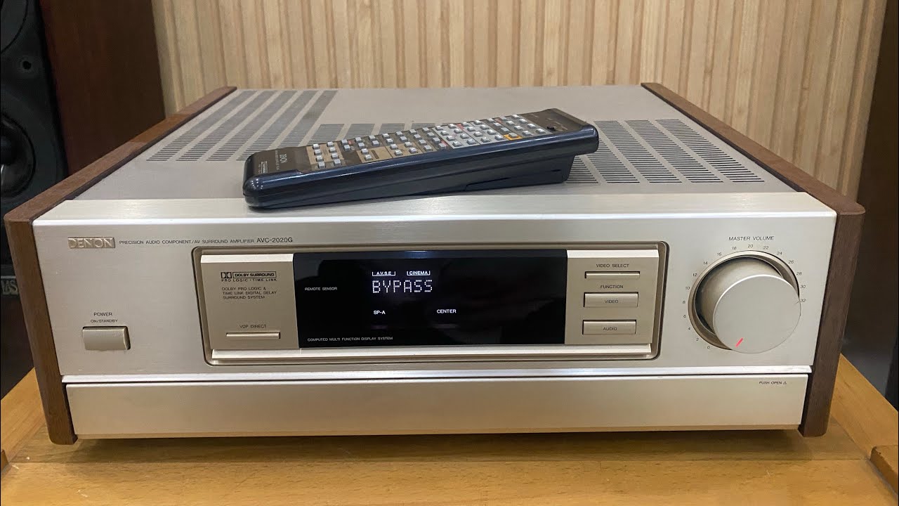 Denon AVC-2020G stunning condition, original remote included