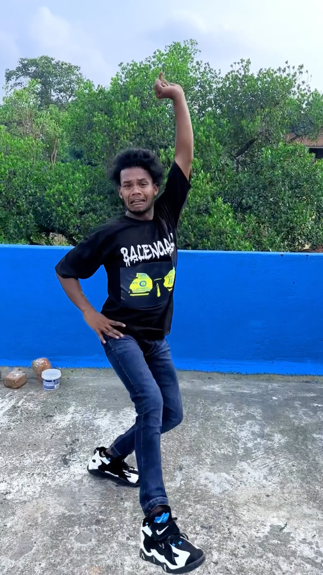 ये कौन सा डांस है ?? #comedy #realfools #surajroxfunnyvibeo #vikramcomedyvideo  #dance