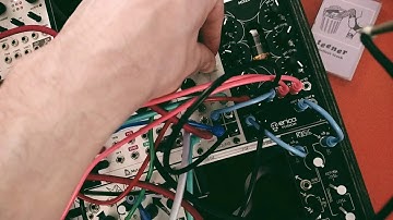 //2018// Using Mannequins Three Sisters to Control and Process a Groove