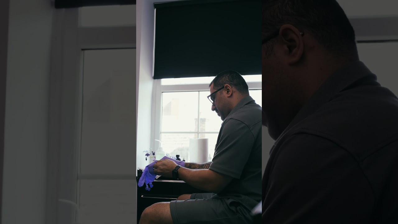 Watch This Jaw-Dropping Freehand Floral Thigh Tattoo Come to Life! | No Regrets Studio