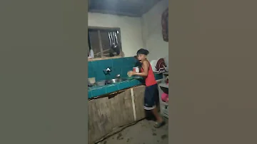 Takot Sa Multo Habang Naghuhugas Ng Plato 