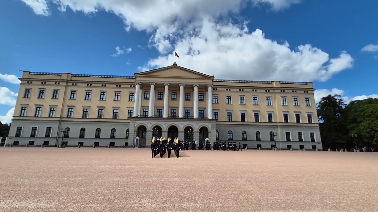 HMKG 25/6 2025 Slottsplassen