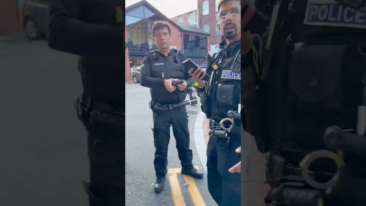 Полиция задержала мужчину за переход дороги. 