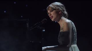 Taylor Swift - Back To December - CMA Awards 2010