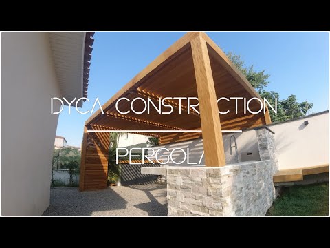 Une Impressionnante Pergola Exotique !