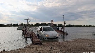 Старая Рязань, проезд через Оку по понтонному мосту.