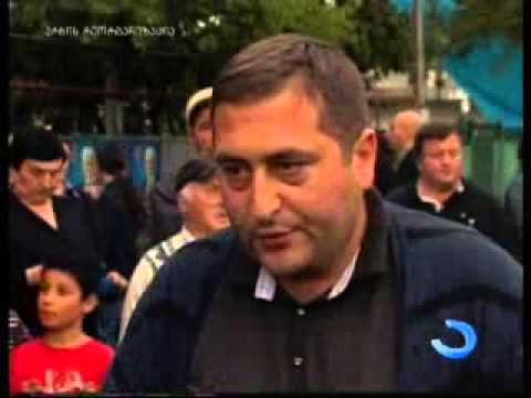 \"ქართული ოცნების\" მაჟორიტარი დეპუტატობის კანდიდატი ლაშა სირაბიძე ამომრჩევლებს შეხვდა